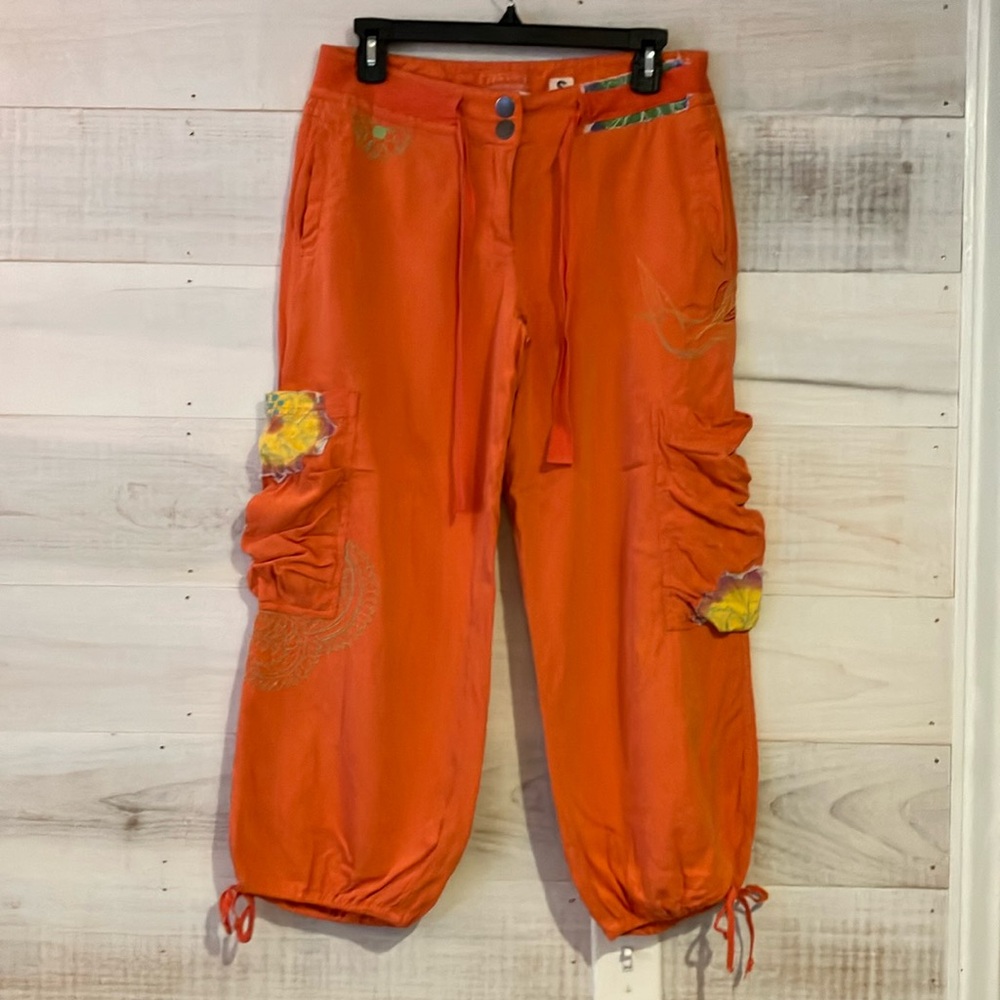 Da-Nang cargo pants - size small